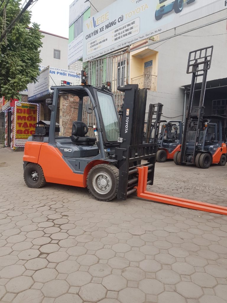 Forklift 5 tons Turbo 1KD