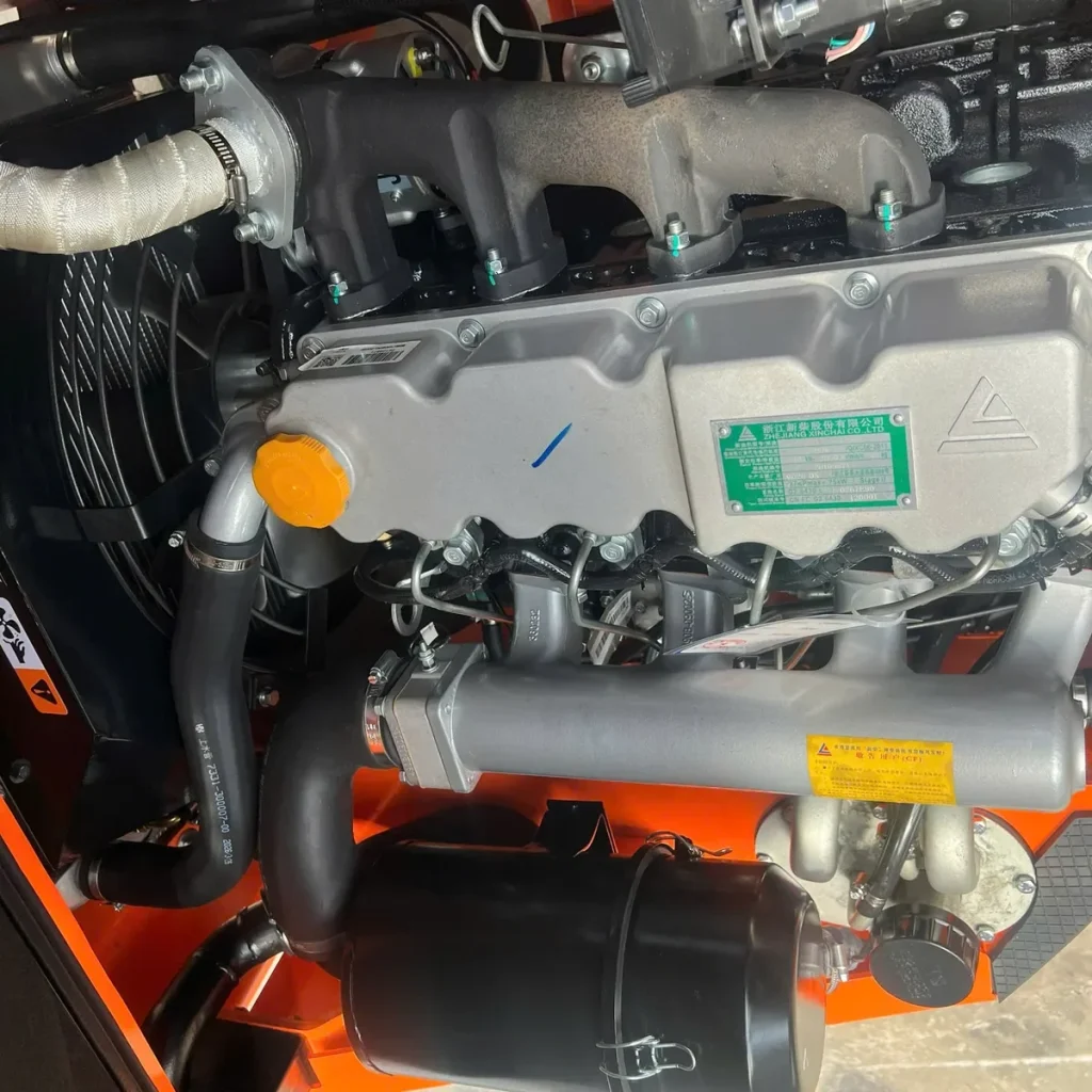 Xe Nâng Dầu Diesel VILEGE 2.5 Tấn (Mới 100%)