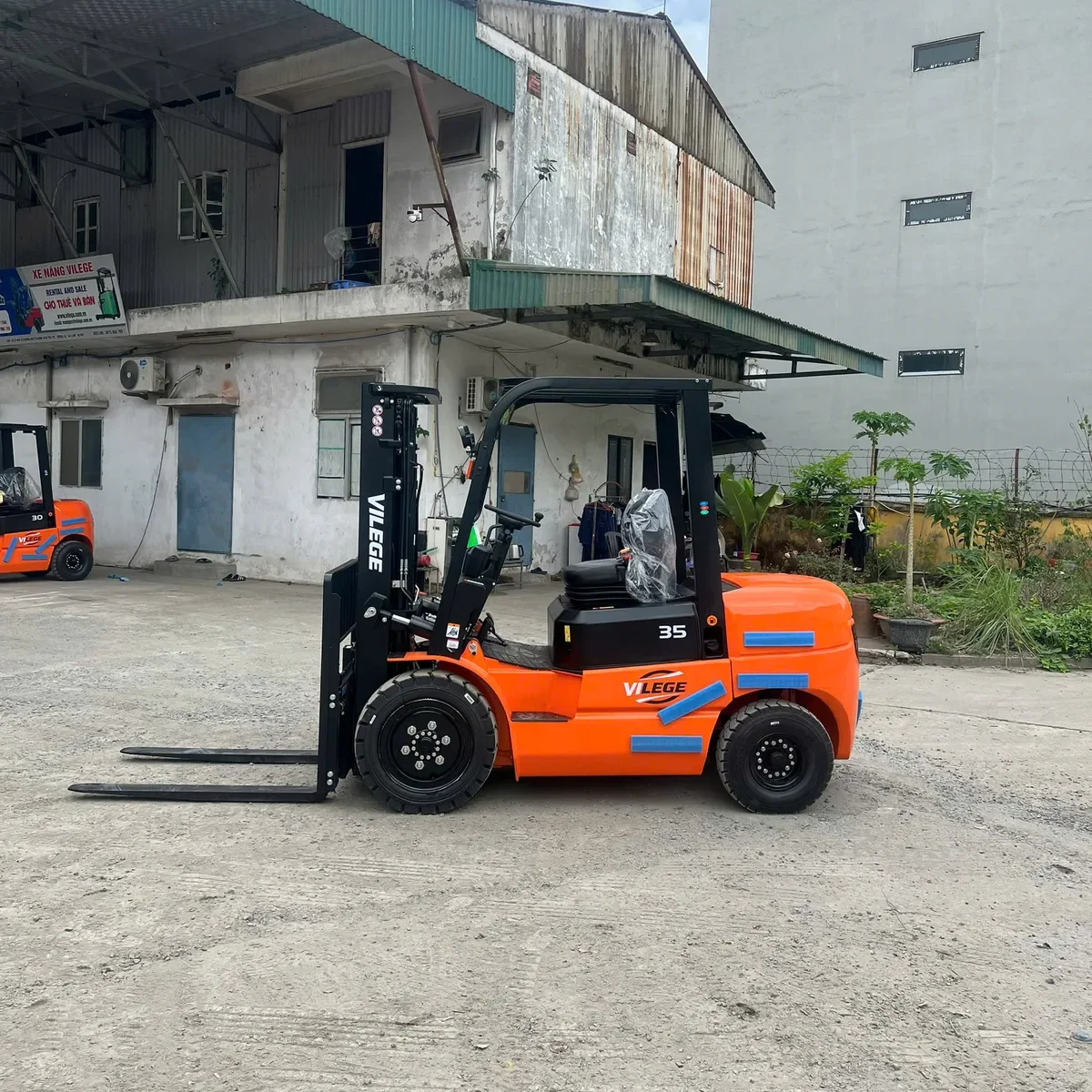 Hình ảnh thực tế xe nâng VILEGE mới - 2