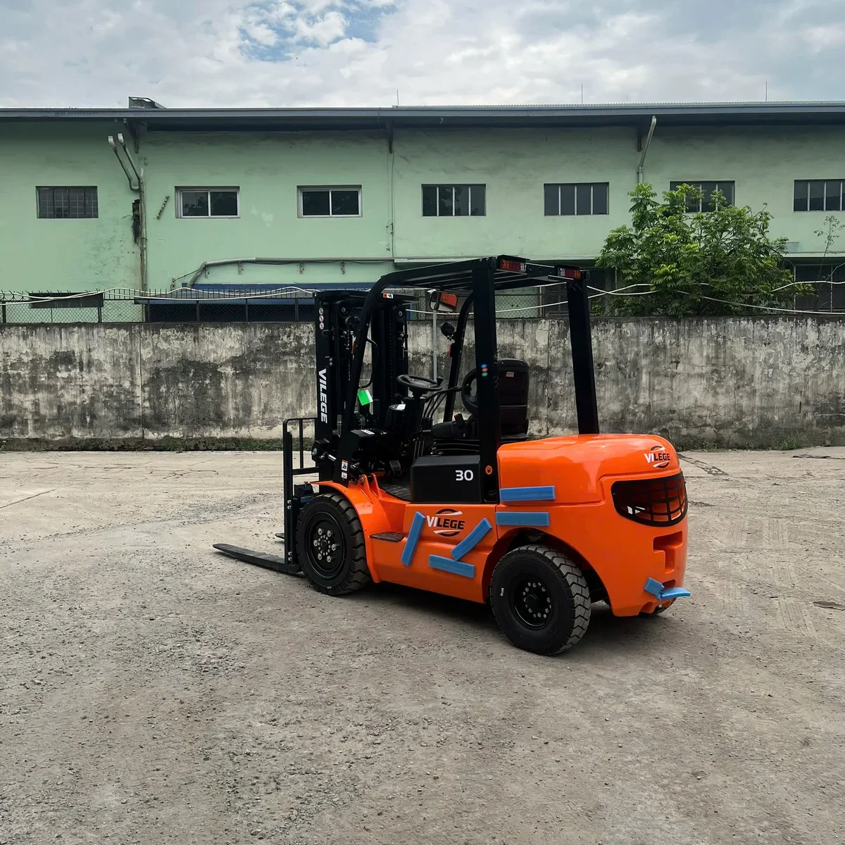 Hình ảnh thực tế xe nâng VILEGE mới - 10