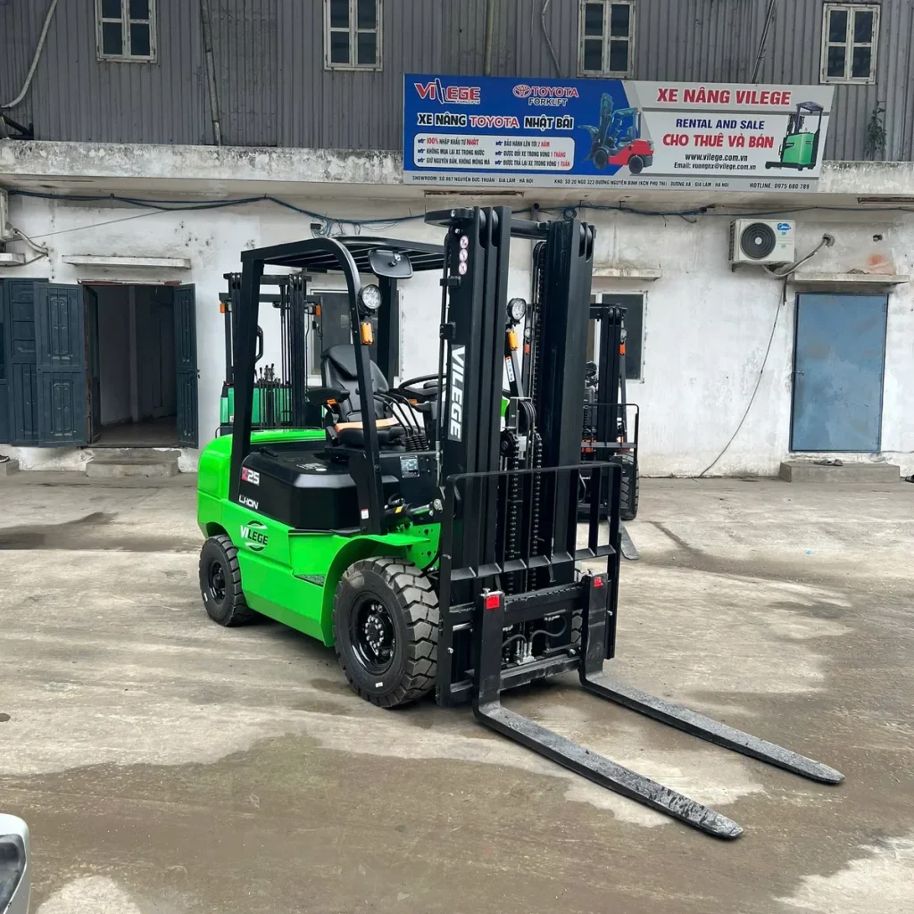 Xe Nâng Điện Ngồi Lái VILEGE 2.5 Tấn (Mới 100%)