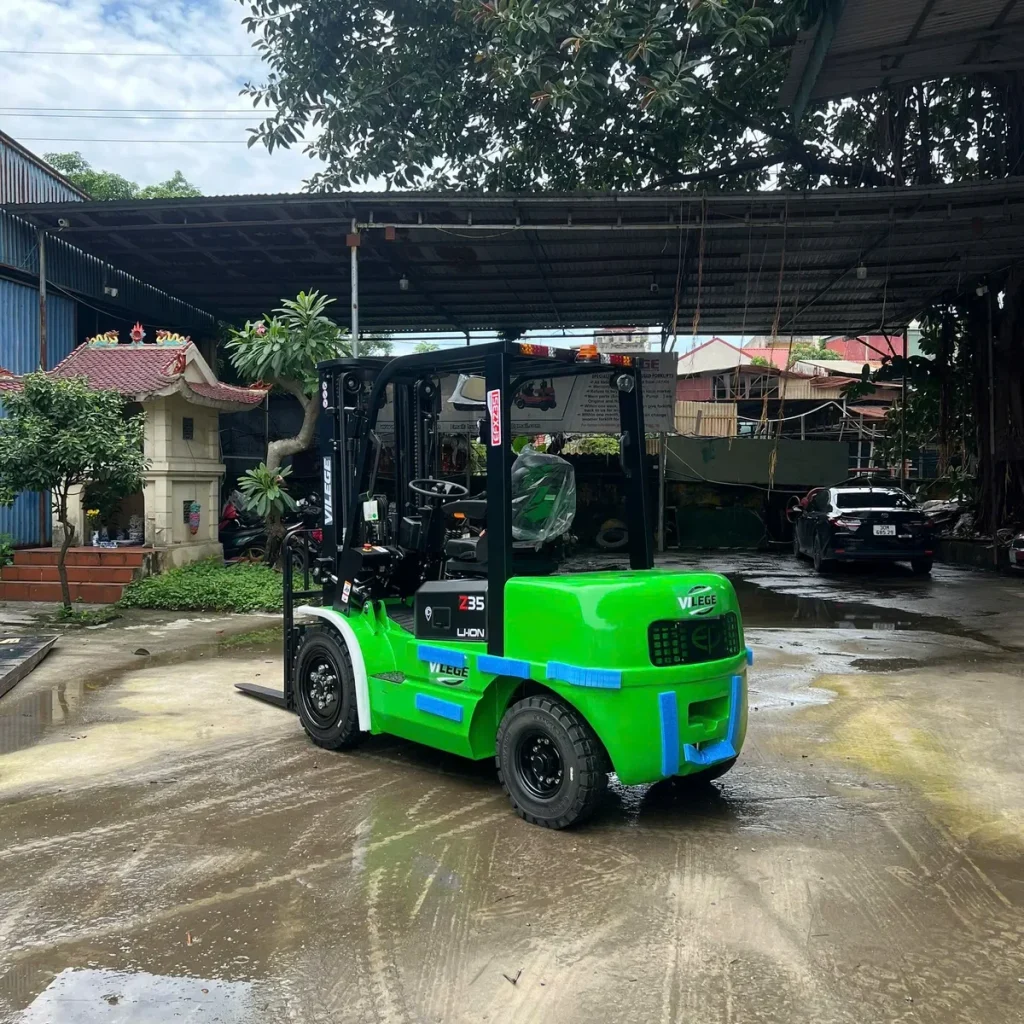 Xe Nâng Điện Ngồi Lái VILEGE 3.5 Tấn (Mới 100%)
